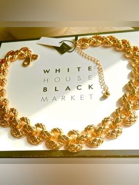 NWT Statement White House
Black Market
Gold -tone Quilted 
Adjustable Necklace